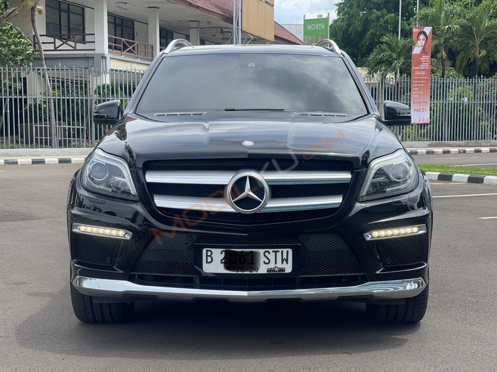 Mobil Mercedes-Benz GL 2013