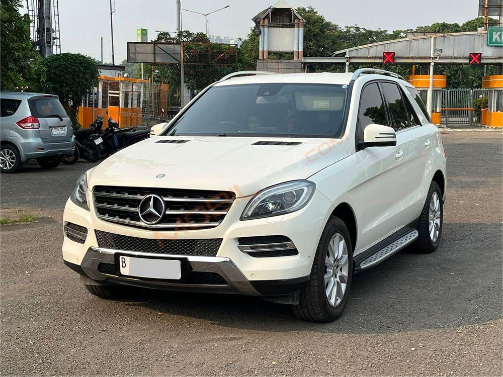 Mobil Mercedes-Benz ML 2013