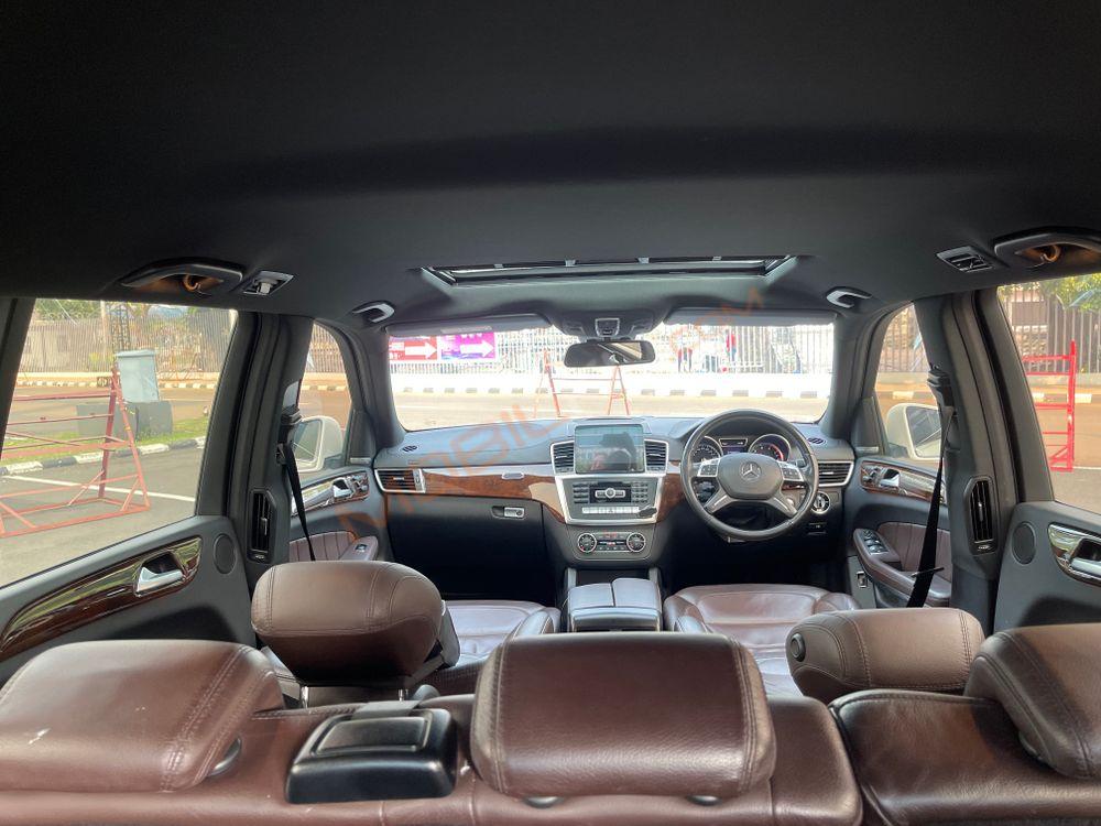 Mobil Mercedes-Benz GL 2014