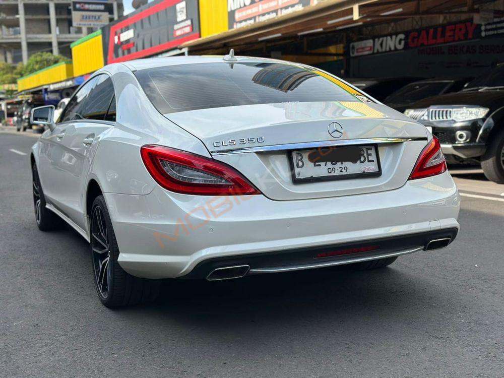 Mobil Mercedes-Benz CLS 2013
