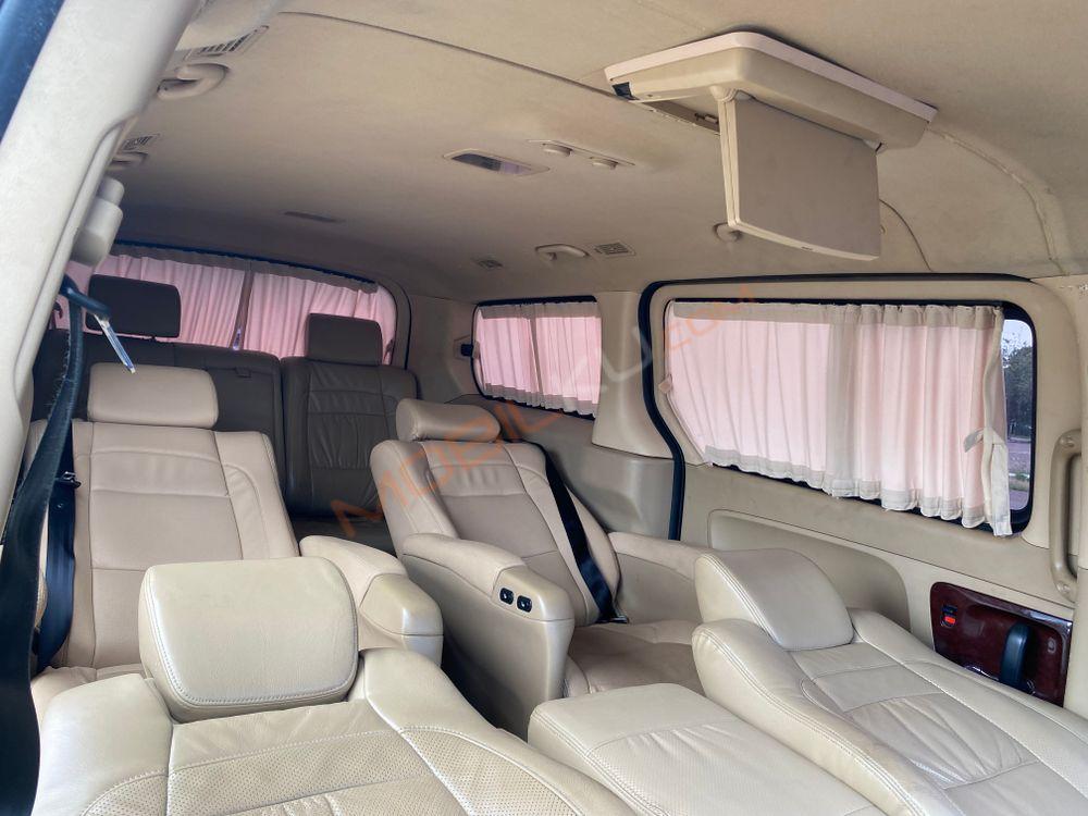 Mobil Hyundai H-1 2015