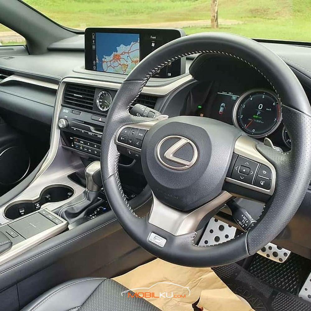 https://mobilku.s3.ap-southeast-3.amazonaws.com/ads/1000/ffe80b4e-3a32-4b98-b5e4-aabcaae3b3d9.jpeg