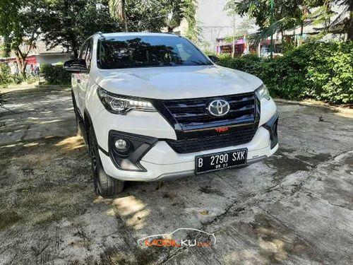 https://mobilku.s3.ap-southeast-3.amazonaws.com/ads/500/a60add97-9c12-4d0c-9f09-c23714680a29.jpg