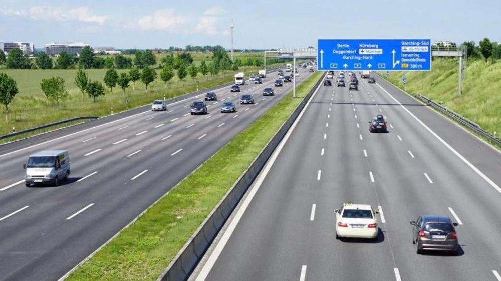 https://mobilku.s3.ap-southeast-3.amazonaws.com/news/1000/033e5b69-2d01-4ac8-9cf4-40eef85f822a.jpg
