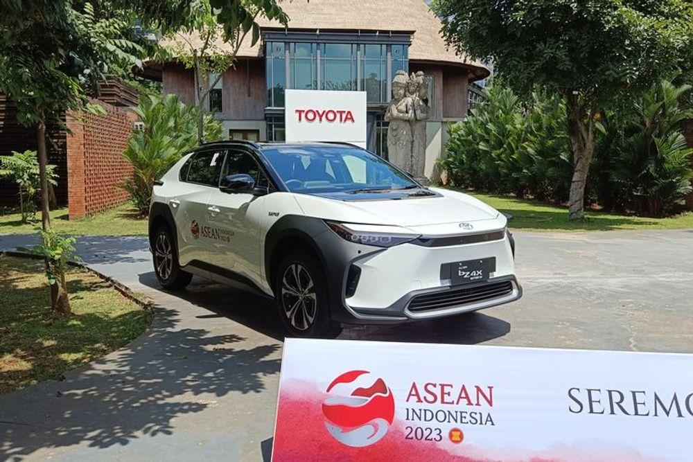 https://mobilku.s3.ap-southeast-3.amazonaws.com/news/1000/0b58f624-2579-4185-9c09-677e3ff365ec.jpeg