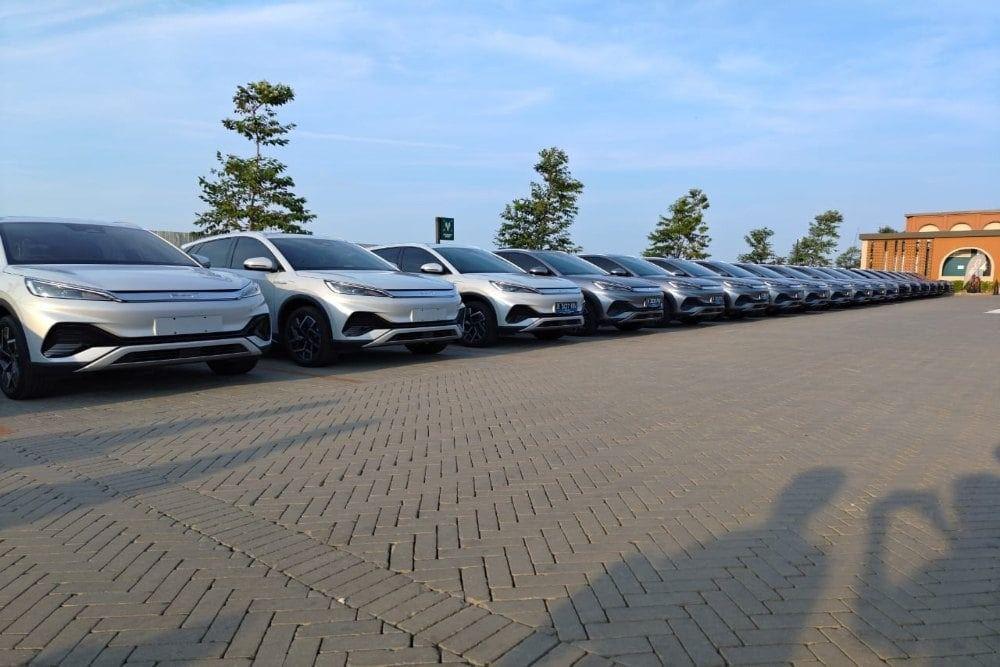 https://mobilku.s3.ap-southeast-3.amazonaws.com/news/1000/0bacd0e6-4632-46f2-88cb-42d87e312b86.jpeg