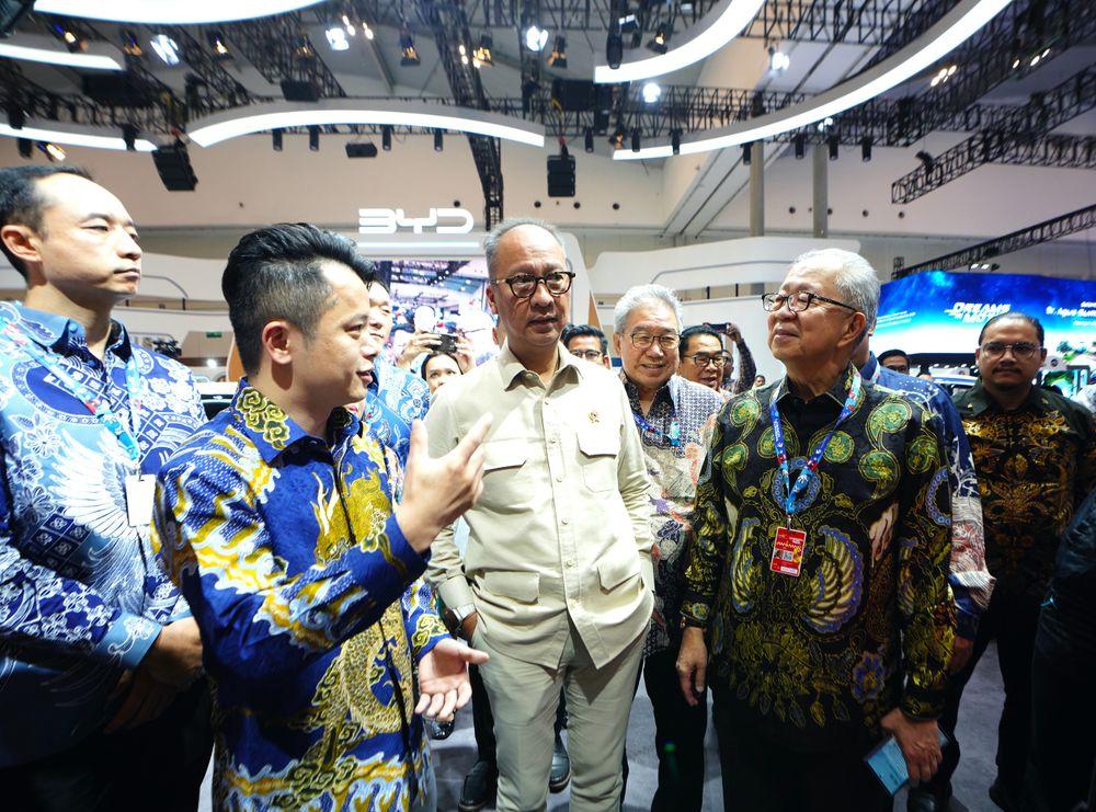 https://mobilku.s3.ap-southeast-3.amazonaws.com/news/1000/1c9f7b9f-0508-49c4-8d02-423596208903.jpeg