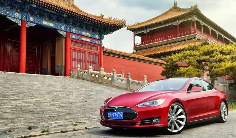 https://mobilku.s3.ap-southeast-3.amazonaws.com/news/1000/1e247ea1-a095-4777-913f-d7f5eb263974.JPG