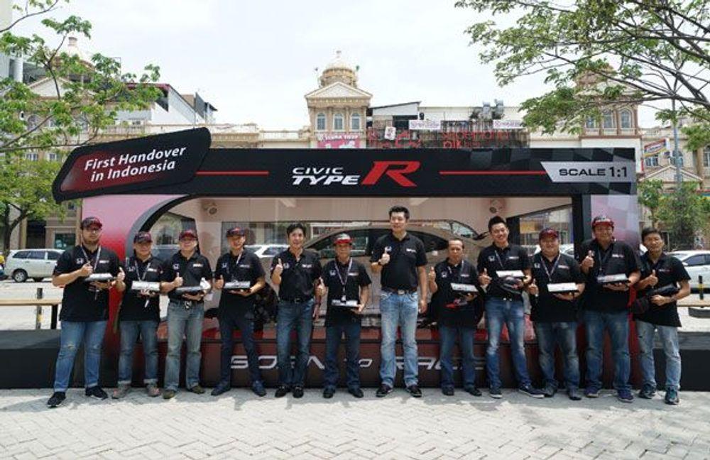 https://mobilku.s3.ap-southeast-3.amazonaws.com/news/1000/31408bae-212f-4ae4-a971-4b87884c4c9f.jpeg