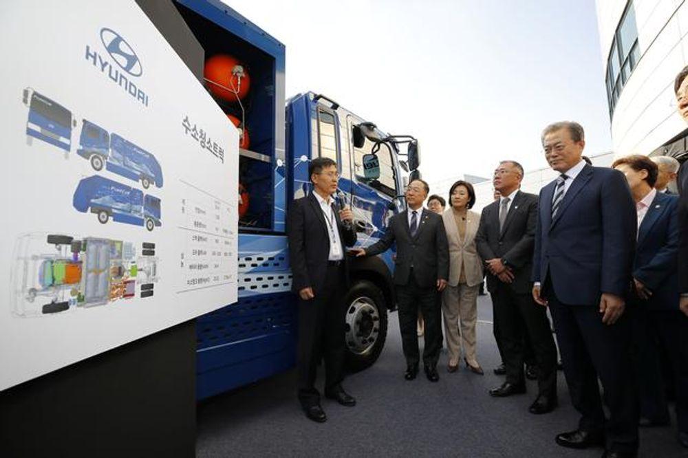 https://mobilku.s3.ap-southeast-3.amazonaws.com/news/1000/488daff9-73f9-46e9-932c-634444e3a7fd.jpg