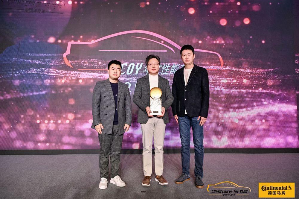 https://mobilku.s3.ap-southeast-3.amazonaws.com/news/1000/54cd7321-132e-4cf2-bc4c-807d76cb03b4.jpeg