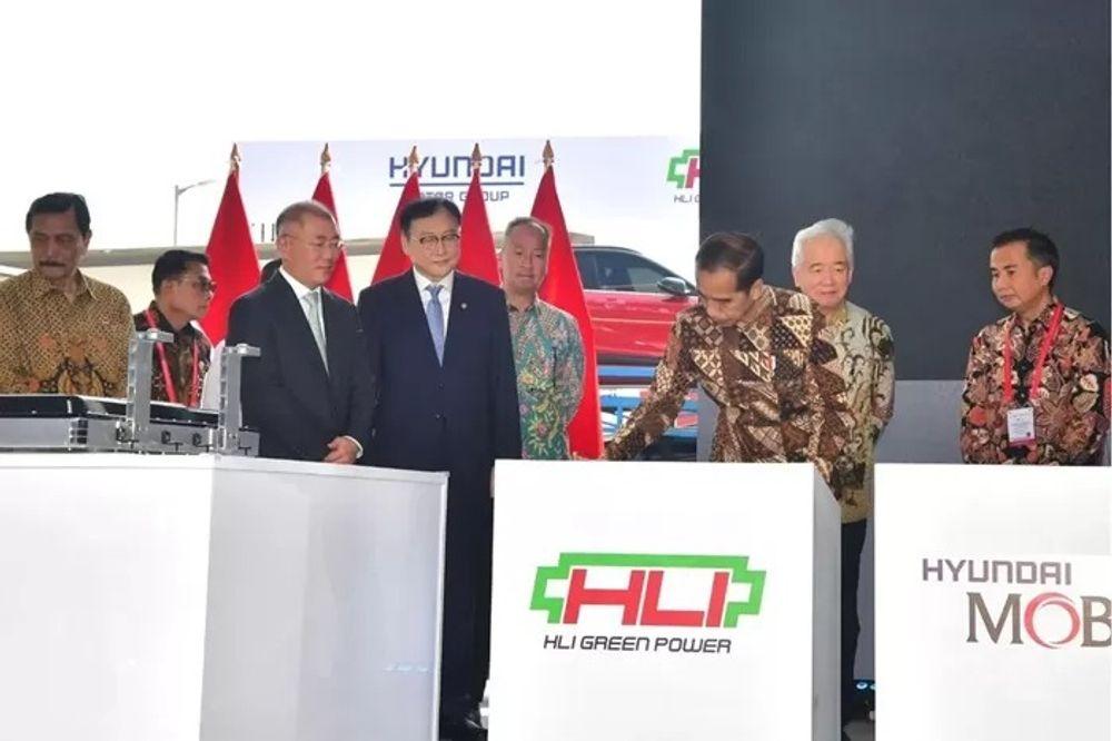https://mobilku.s3.ap-southeast-3.amazonaws.com/news/1000/764cfb33-86d3-42b0-90fd-92464316b9b5.jpeg