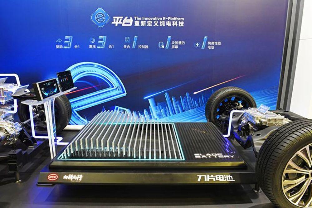 https://mobilku.s3.ap-southeast-3.amazonaws.com/news/1000/76dd3bb0-9872-4574-a972-86b4f940fb25.jpg