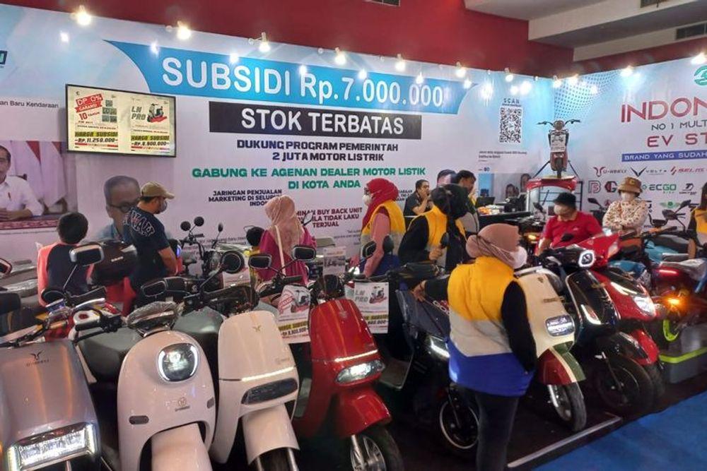 https://mobilku.s3.ap-southeast-3.amazonaws.com/news/1000/7b6590db-e03e-47fa-98da-27d2b7acc8cb.jpeg