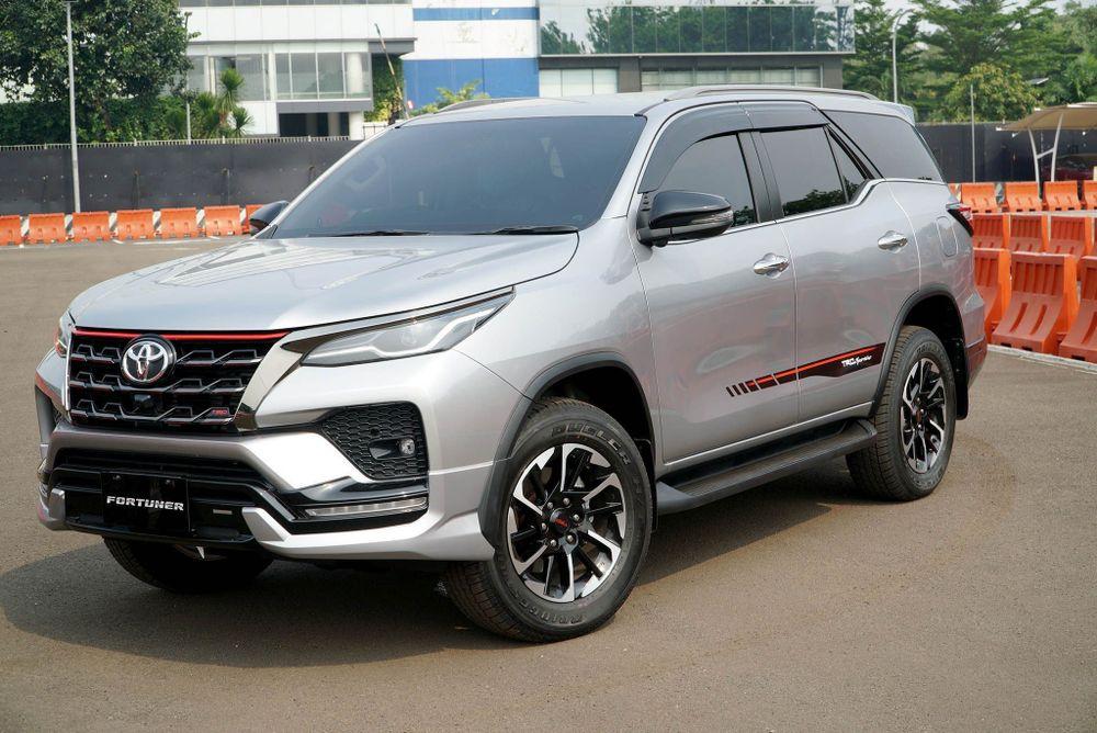 https://mobilku.s3.ap-southeast-3.amazonaws.com/news/1000/7ec28772-4bde-40fb-963f-fb8ba3c9484e.jpg