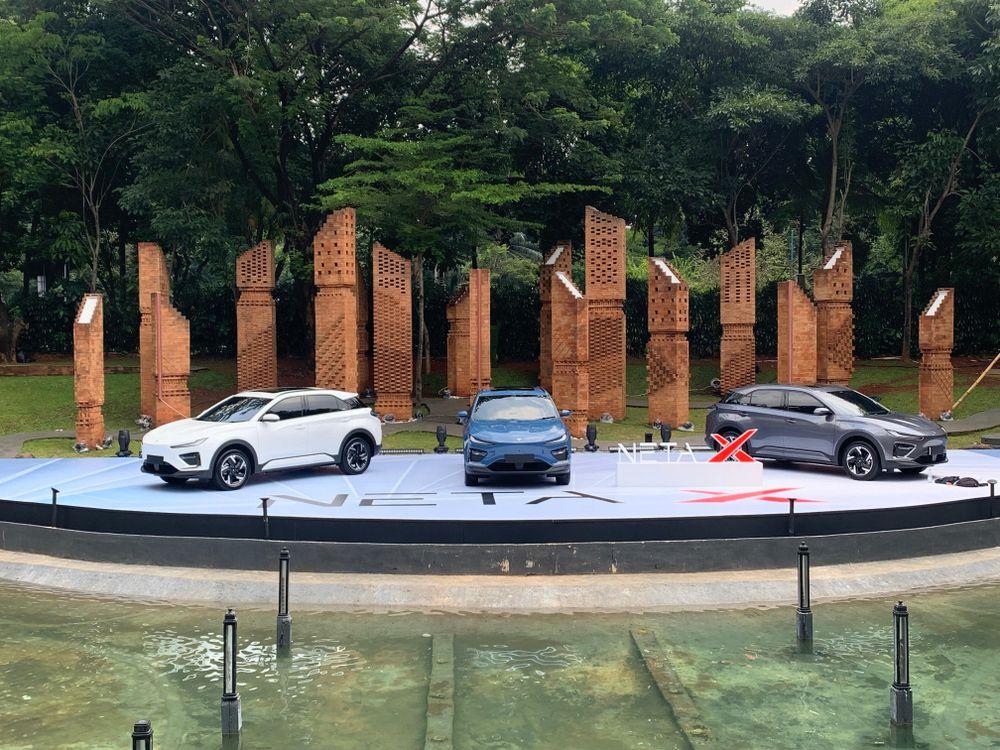 https://mobilku.s3.ap-southeast-3.amazonaws.com/news/1000/96ecab4d-93c3-4f04-b0c6-9e7495d6d0cc.jpeg