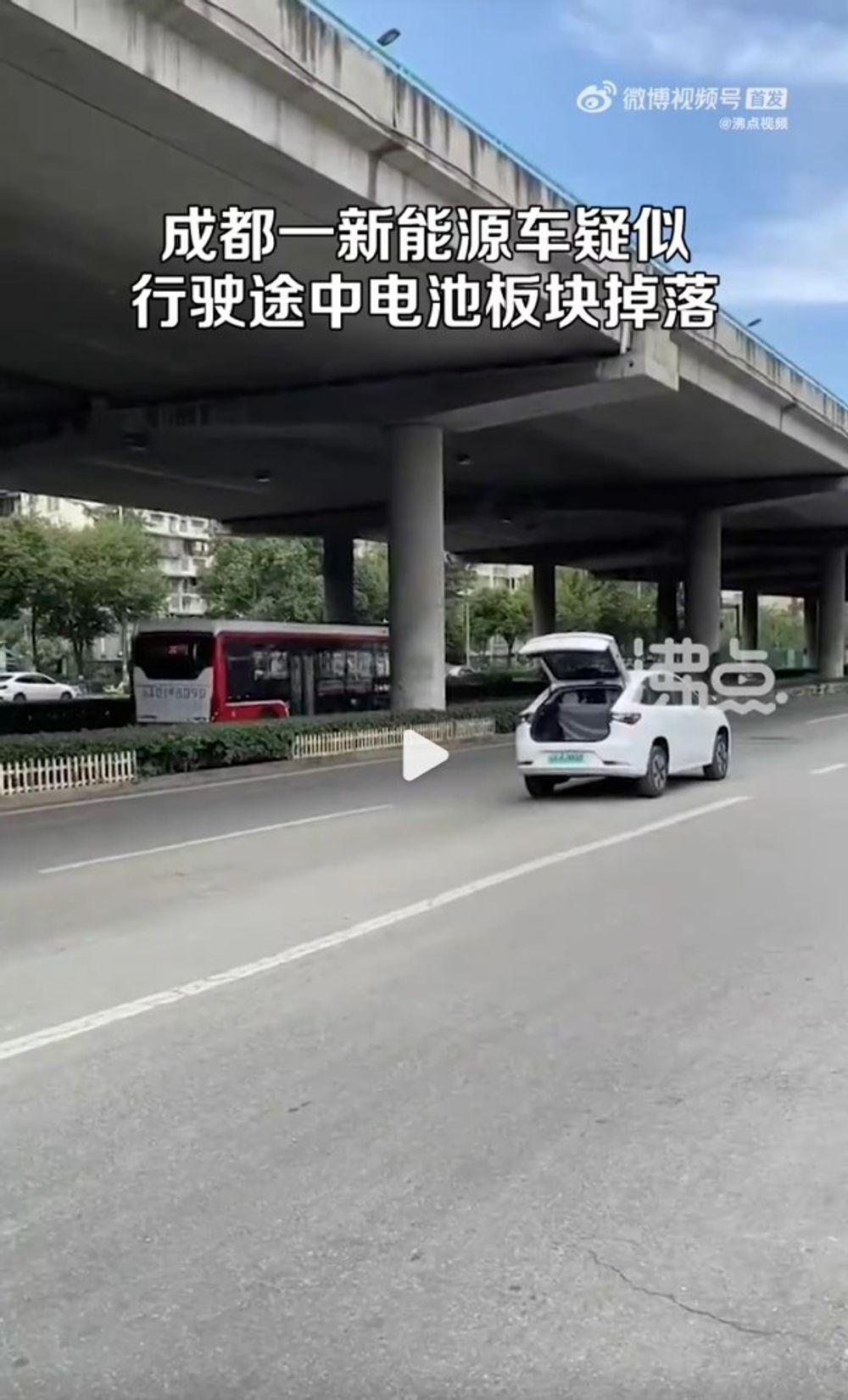https://mobilku.s3.ap-southeast-3.amazonaws.com/news/1000/9ef8f1ea-21ae-4118-ac4a-492661afa012.jpeg