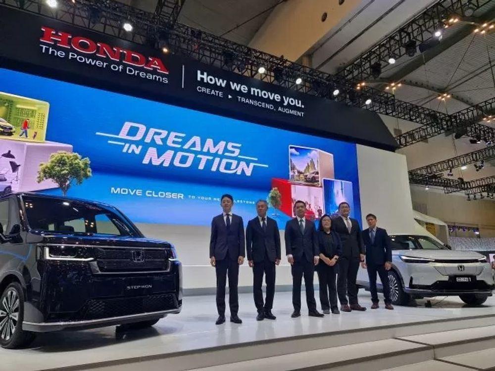 https://mobilku.s3.ap-southeast-3.amazonaws.com/news/1000/a0c87989-5c7e-475f-82a1-a1cffcf808c7.jpeg