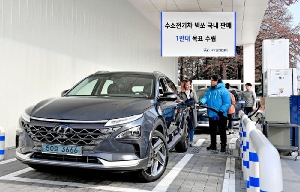 https://mobilku.s3.ap-southeast-3.amazonaws.com/news/1000/a1db3fb5-51ea-4d7f-a7fc-4bbdc59f1c02.jpg