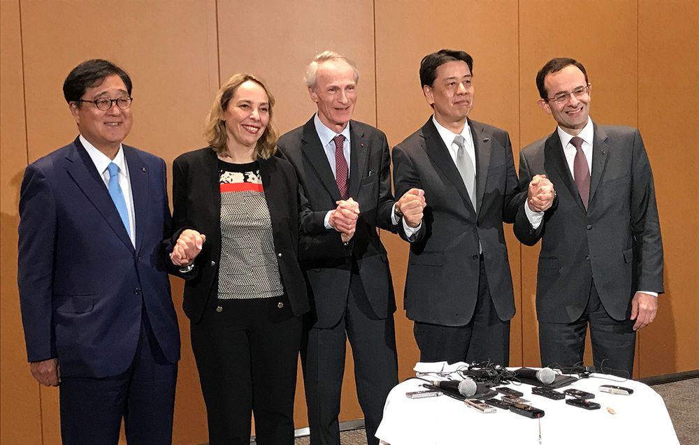 https://mobilku.s3.ap-southeast-3.amazonaws.com/news/1000/b21db657-fe43-40a2-84d7-a618758f49a3.jpg