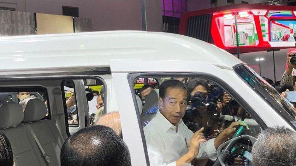 https://mobilku.s3.ap-southeast-3.amazonaws.com/news/1000/b8b4e71d-2969-48c0-b424-f7c2d9fe42f5.jpeg