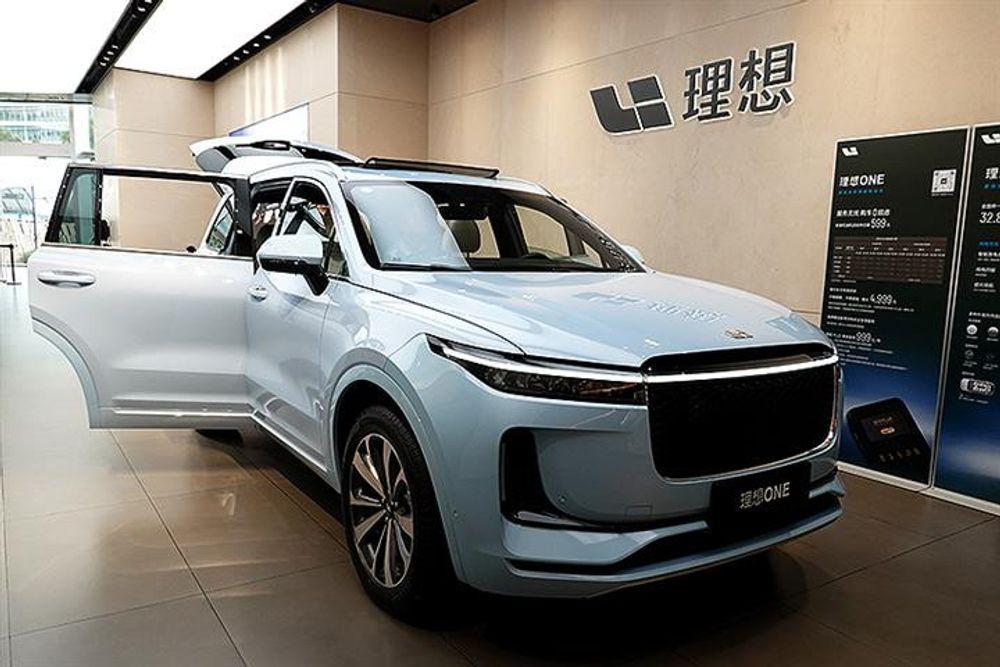https://mobilku.s3.ap-southeast-3.amazonaws.com/news/1000/bc071b0a-724f-4ed8-bcb3-3591a5dc3131.jpg