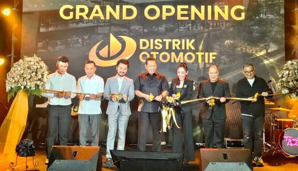 https://mobilku.s3.ap-southeast-3.amazonaws.com/news/1000/c79d3185-592c-4d71-a4b4-b0131a5e97c0.jpeg