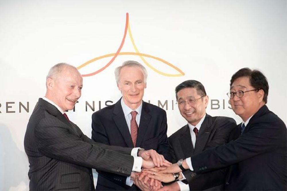 https://mobilku.s3.ap-southeast-3.amazonaws.com/news/1000/cab29d50-0be0-4f92-b02e-b946f7835be0.jpg