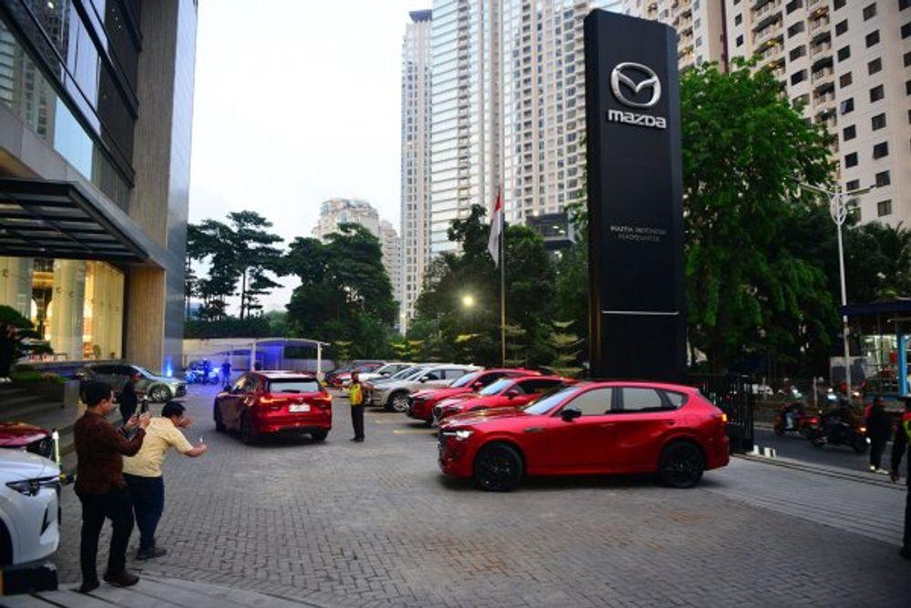 https://mobilku.s3.ap-southeast-3.amazonaws.com/news/1000/e348f0e6-adb4-4f2b-a90d-35b5d2d87d1a.jpeg