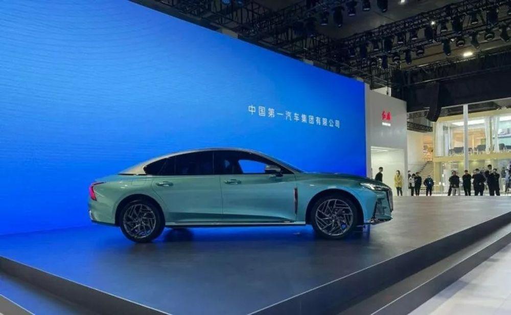 https://mobilku.s3.ap-southeast-3.amazonaws.com/news/1000/e62e4b1d-a390-4f8e-93ef-ed118e1fb30a.jpeg