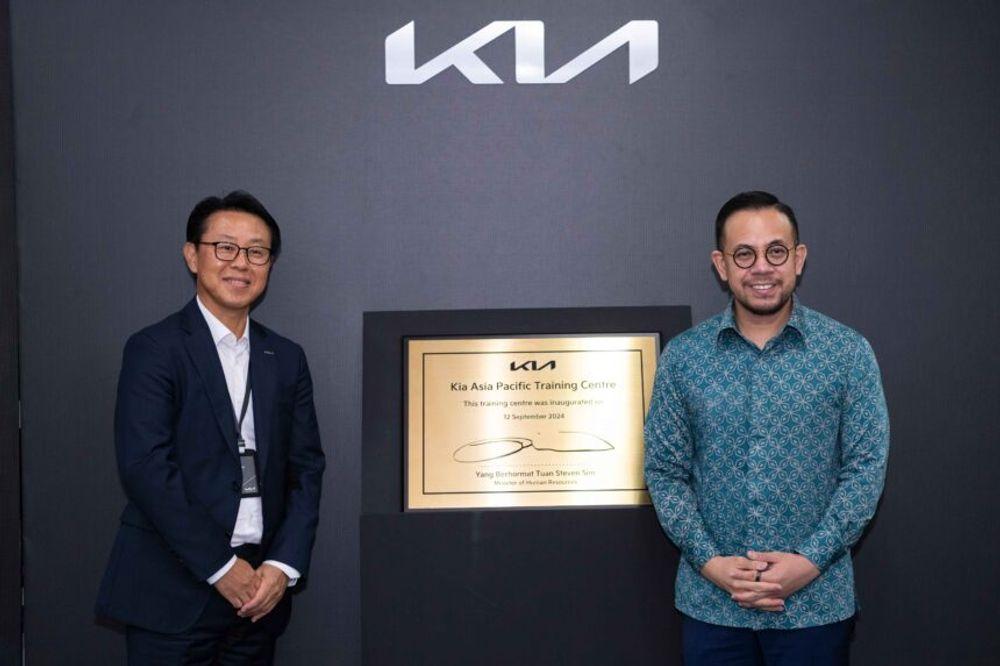 https://mobilku.s3.ap-southeast-3.amazonaws.com/news/1000/f038387b-a9f3-44c8-b1f1-0134112c102c.jpeg