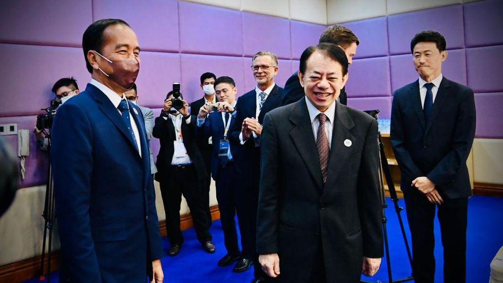 https://mobilku.s3.ap-southeast-3.amazonaws.com/news/1000/ff4f54c5-dd3a-4816-936c-1a6afec2b38f.jpeg