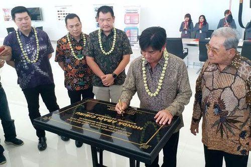 https://mobilku.s3.ap-southeast-3.amazonaws.com/news/500/8e7c74ad-e0de-4803-aacc-3262502df53e.jpeg