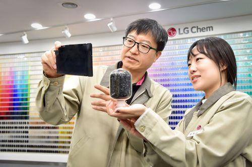 https://mobilku.s3.ap-southeast-3.amazonaws.com/news/500/8f445676-3b73-4b4d-a4e6-93a7228f0e8e.jpg