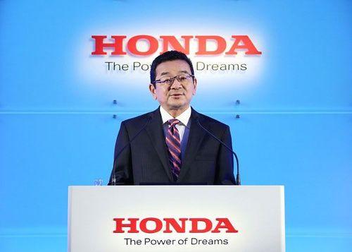 https://mobilku.s3.ap-southeast-3.amazonaws.com/news/500/d5e20600-f7dd-4174-884a-37aa73bdf88d.jpeg