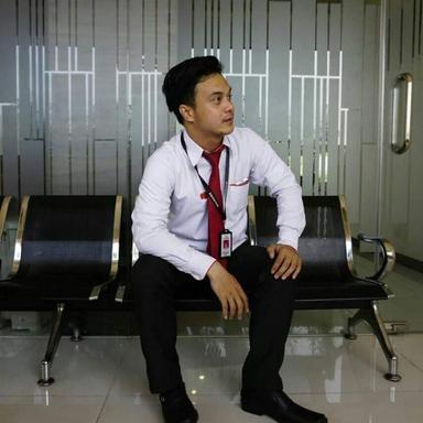https://mobilku.s3.ap-southeast-3.amazonaws.com/user/1000/7b7f9ef6-3d22-4266-b79b-17d10ef989f5.jpeg